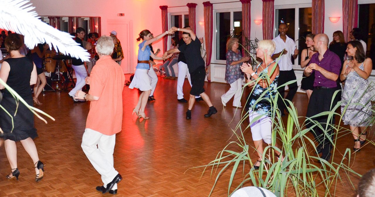 Dynamic Content Image